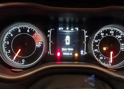 2016 Jeep Cherokee Latitude из США, поврежденный, VIN 1C4PJMCS3GW368342